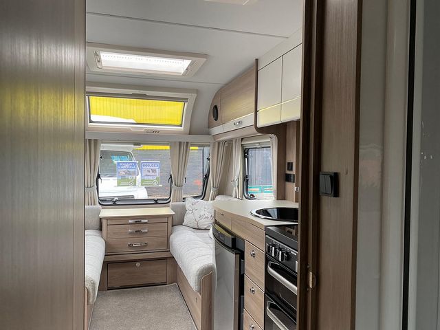 Compass Casita 550 Touring Caravan (2021) - Picture 11