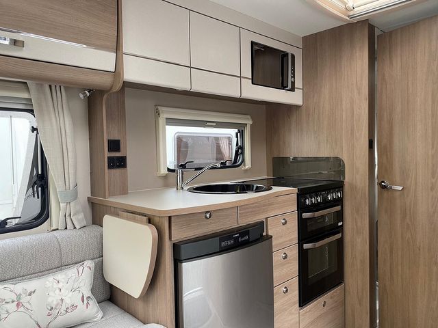 Compass Casita 550 Touring Caravan (2021) - Picture 13