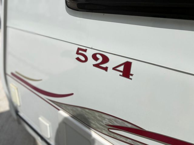 Compass 524 Touring Caravan (2005) - Picture 4