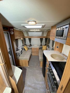 Swift Challenger Sport Touring Caravan (2013) - Picture 7