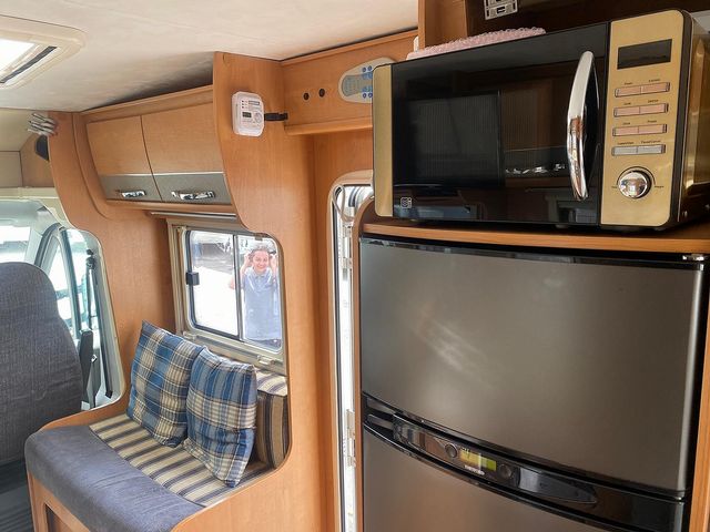Roller Team Auto Roller 694 Motorhome (2012) - Picture 8