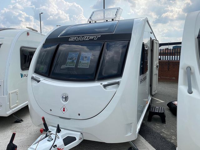 Swift Sprite Major 4 Touring Caravan (2019) - Picture 3