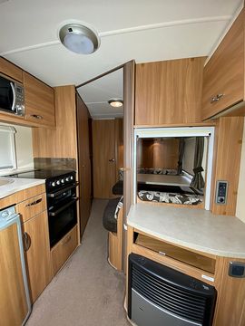 Swift Sprite Major 4 Touring Caravan (2012) - Picture 10