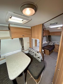 Swift Sprite Major 4 Touring Caravan (2012) - Picture 8