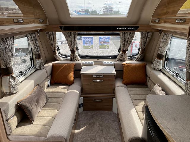 Swift Challenger Hi Style Touring Caravan (2019) - Picture 6