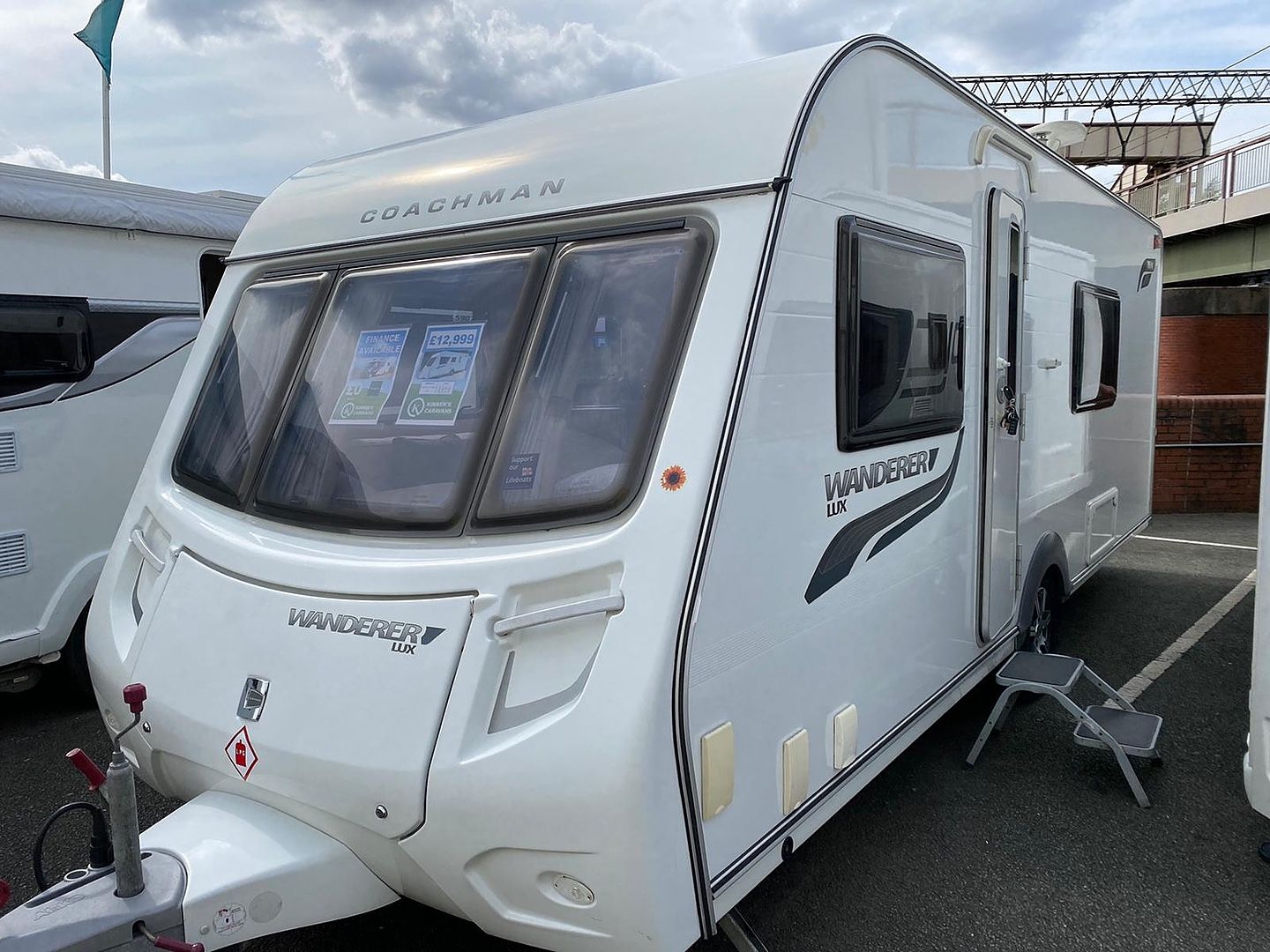 CoachmanWanderer LuxTouring Caravan for sale