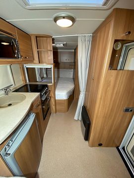 Swift Freestyle Touring Caravan (2012) - Picture 10