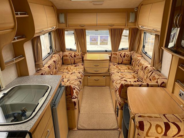 Coachman Amara Touring Caravan (2006) - Picture 7