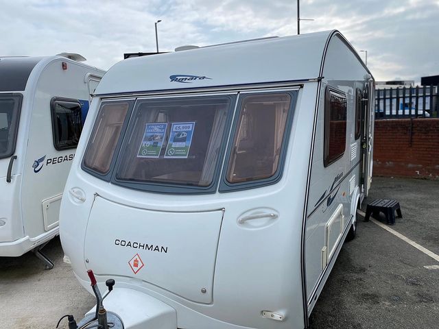 Coachman Amara Touring Caravan (2006) - Picture 8