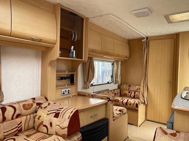 Coachman Amara Touring Caravan (2006) - Picture 9