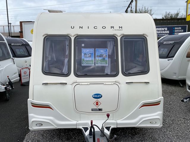 Bailey Unicorn Valencia Touring Caravan (2011) - Picture 2